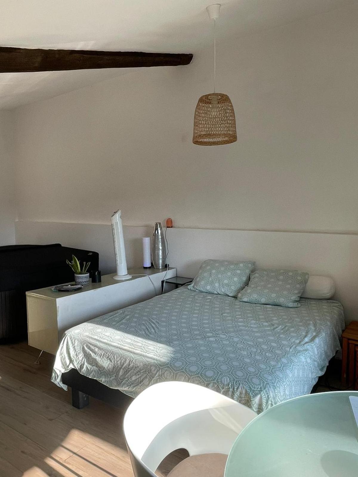 Les Prairies Mas Roux Guest House Raphèle Cameră foto